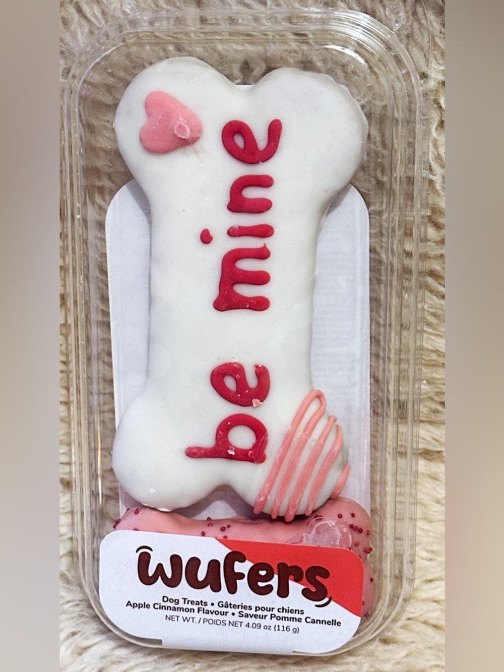 🆕 wufers - Valentine Bone Dog Treat